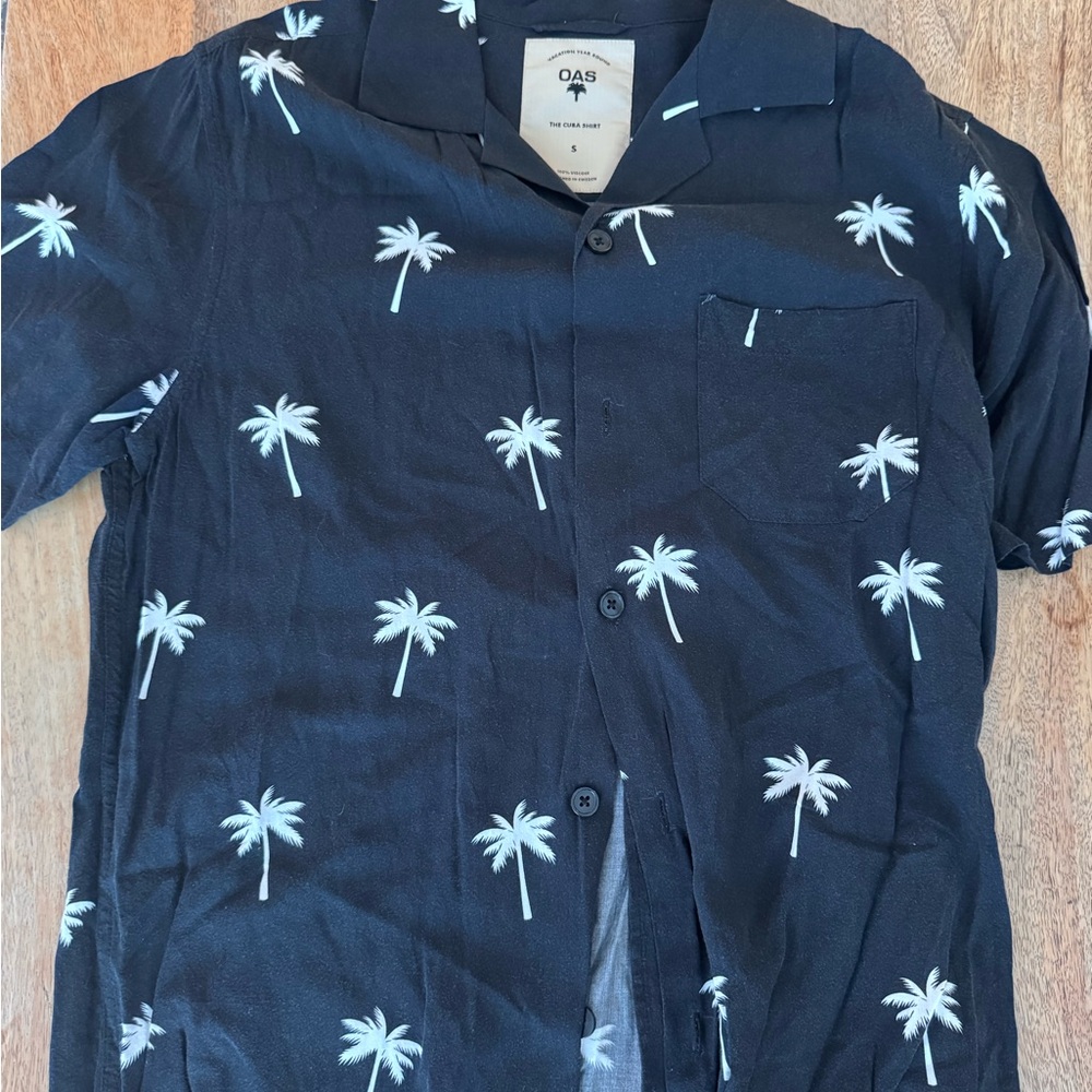 OAS Black Cuba Shirt with White Palm Print